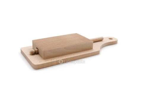 Wooden arricciagnocchi with bar and stick