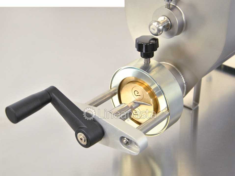 Imperia 2 mm / 3/32 Tagliatelle Pasta Cutter for Manual and Electric Pasta  Machines