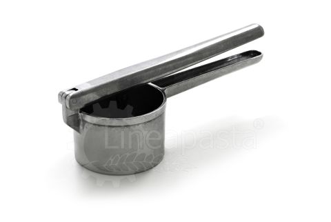 Presse-pâtes pour passatelli en aluminium avec des trous en forme d’étoile de 5,5 mm